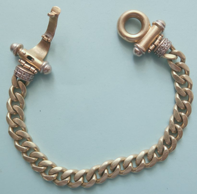 bracelet 3.jpg