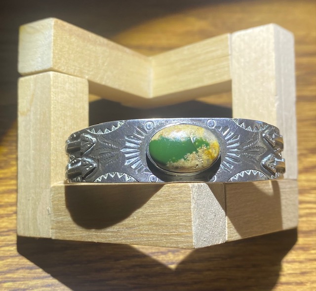 Bracelet cuff top.jpg