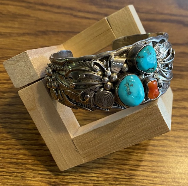 Bracelet top again.jpg