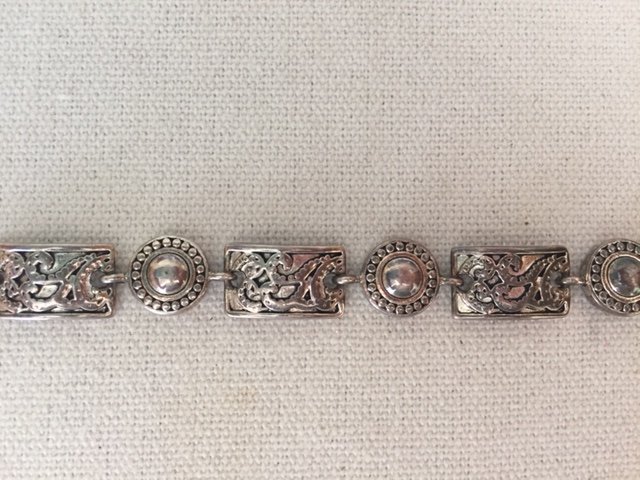 braceletB1.JPG