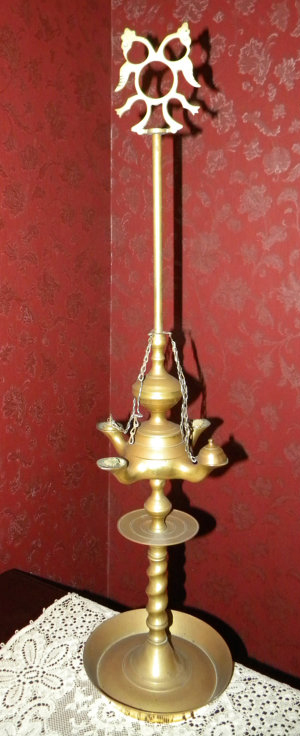 BrassOilLamp.jpg