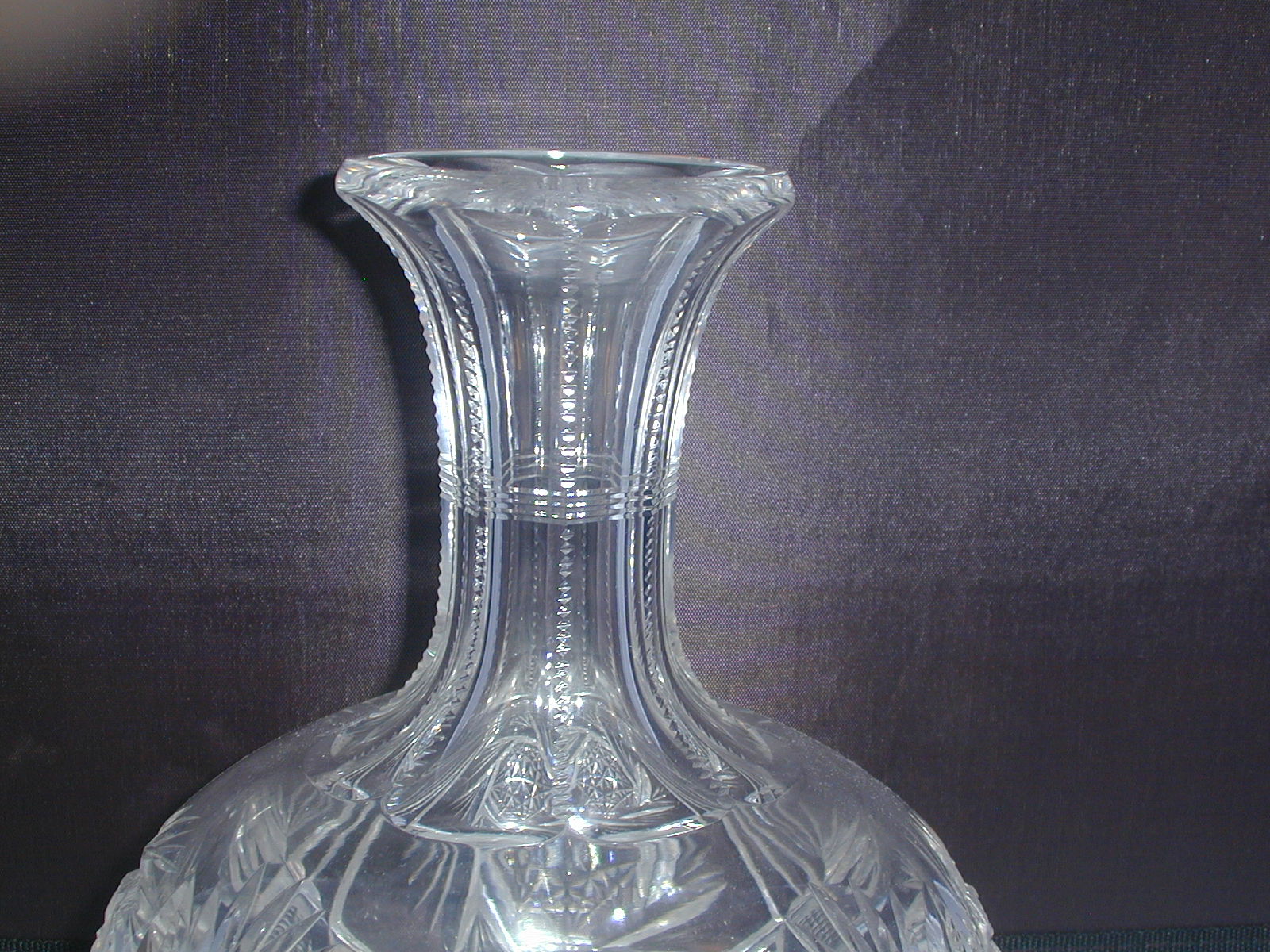 Brilliant Cut Decanter (4).JPG