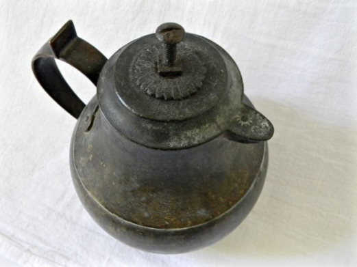 bronze jug group 2 2.jpg