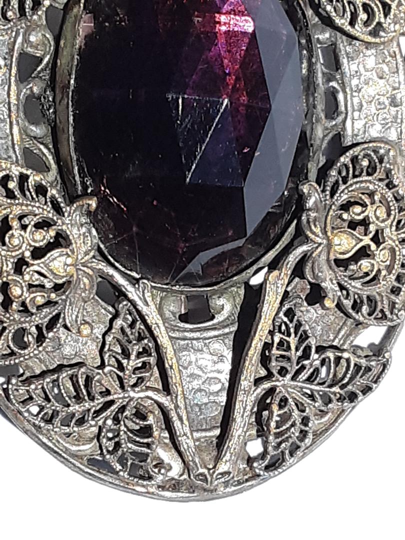 brooch 9.jpg