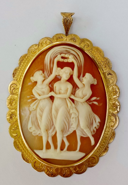 Cameo 3 graces front.jpg