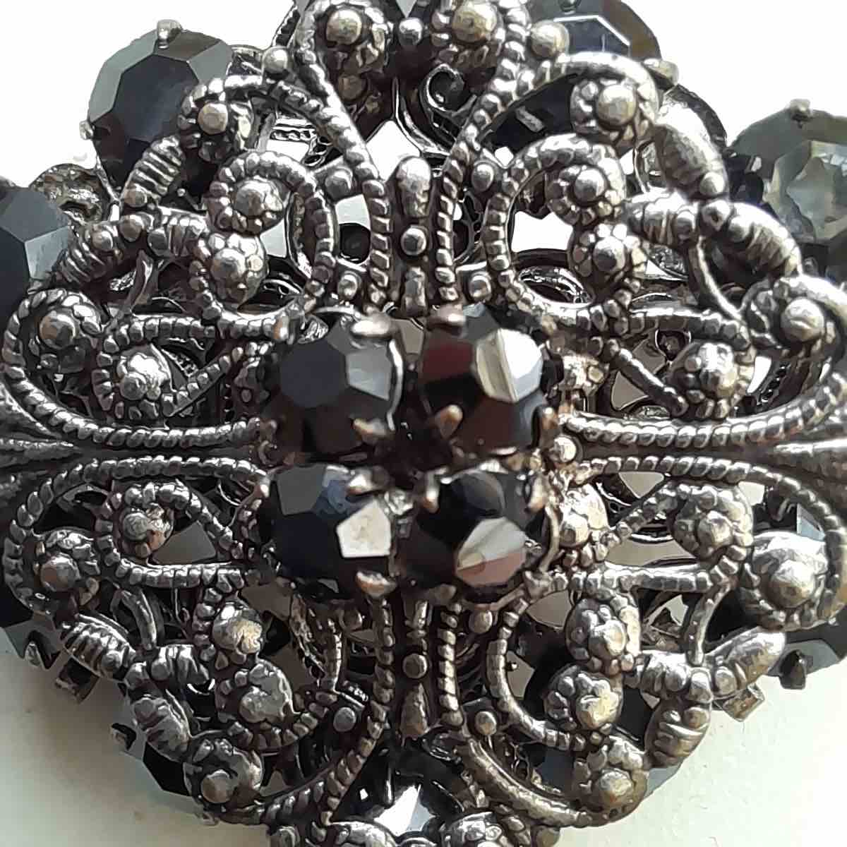 canetille brooch1 2.jpg