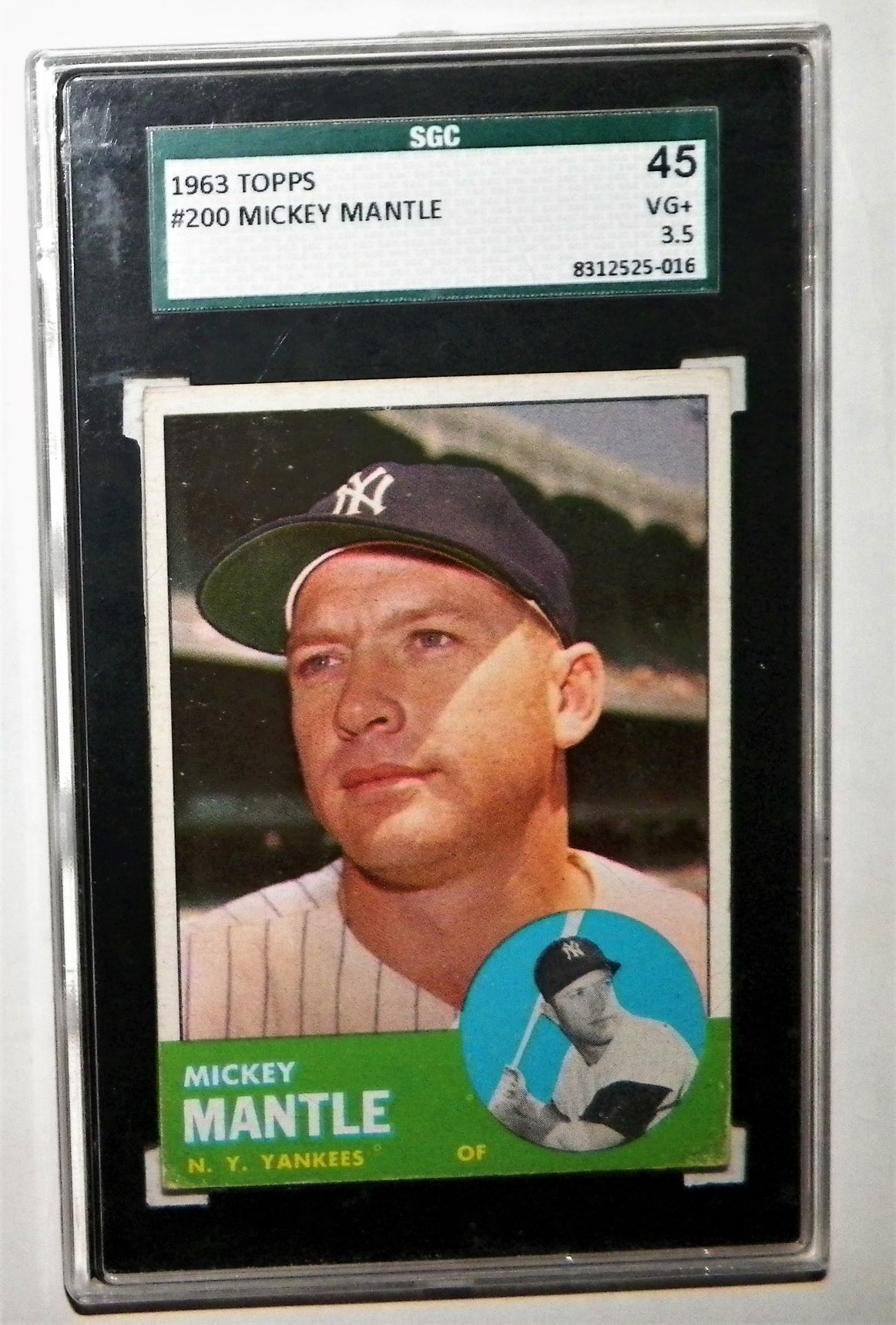 CARDS BASEBALL MICKEY MANRLE CARD 1AAzz.JPG