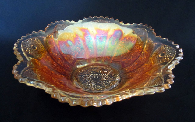 Carnival glass1 640ppi.jpg