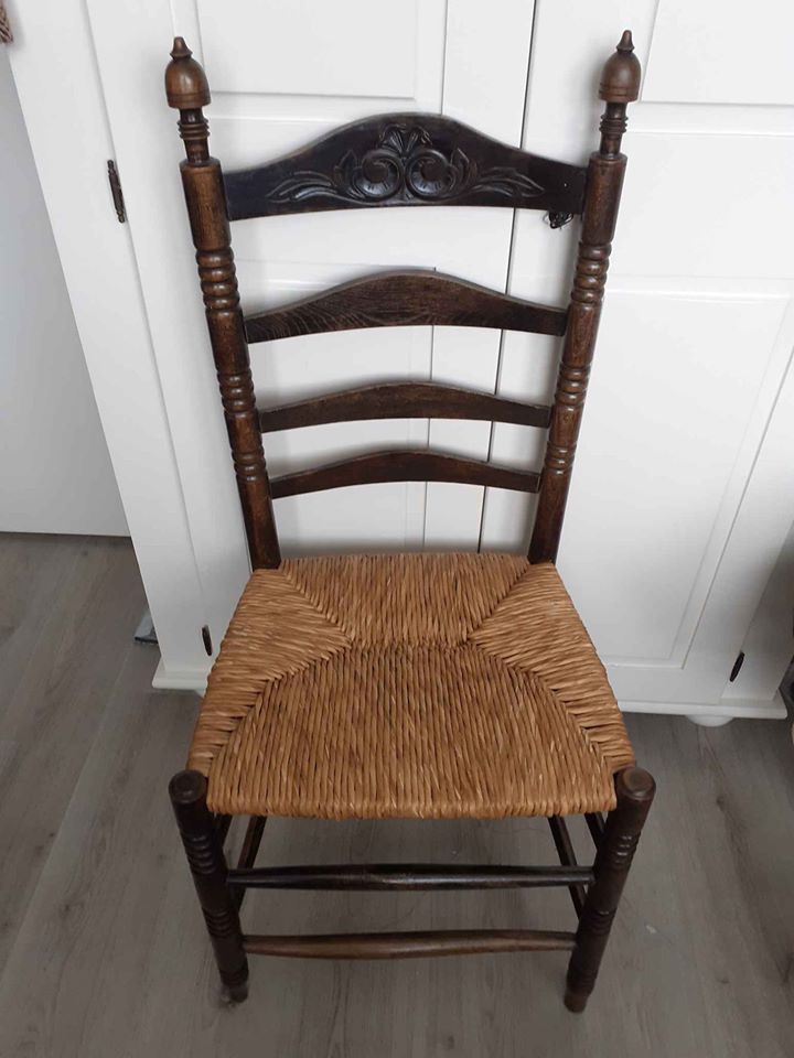chair F3.jpg
