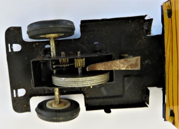 chclen truck undercarriage.JPG