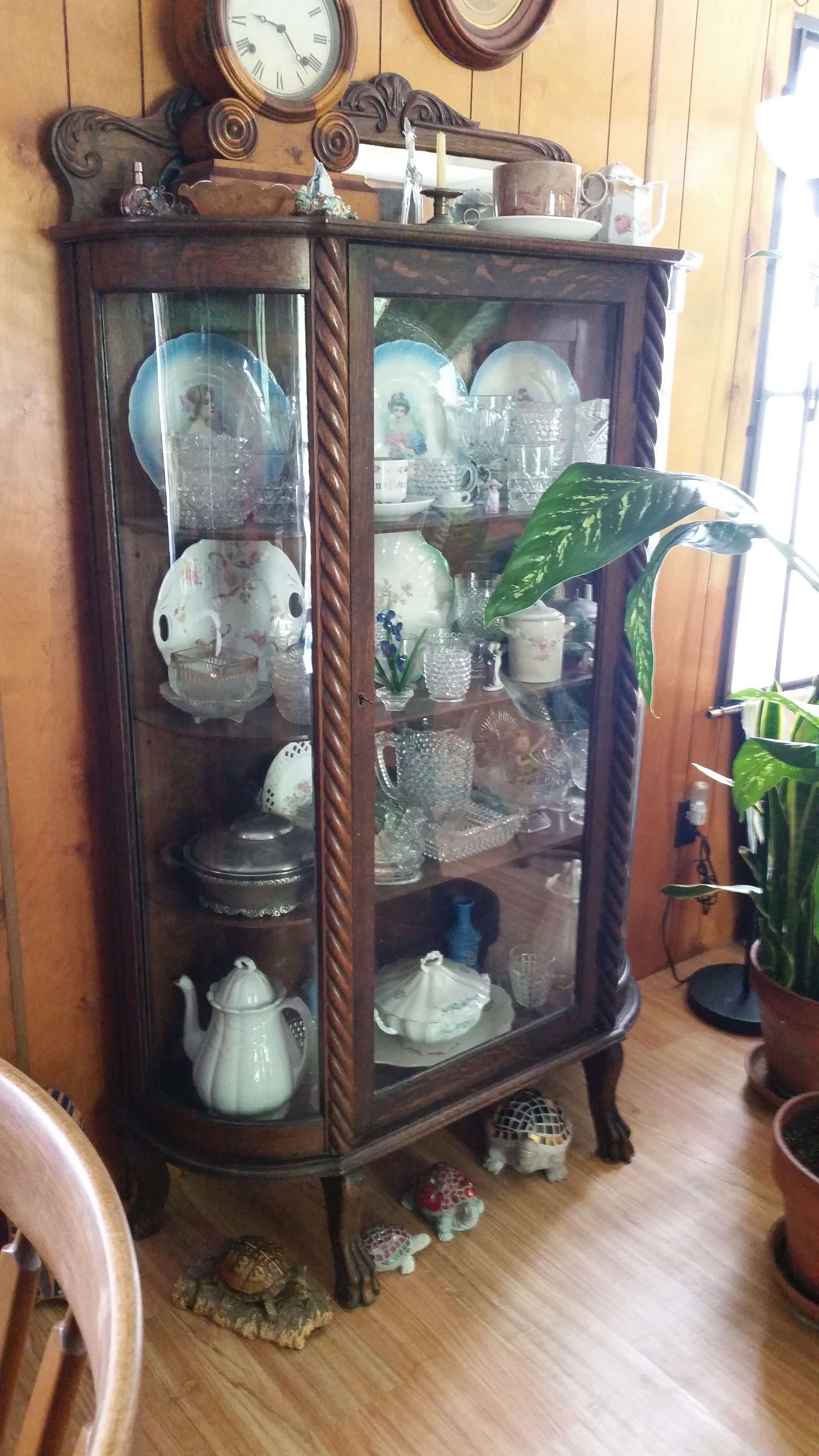 China cabinet.jpg