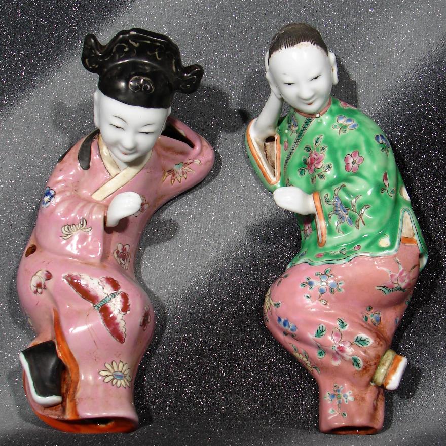 Chinese_Couple-Wall_Pocket_Flower_Frogs-fr.jpg