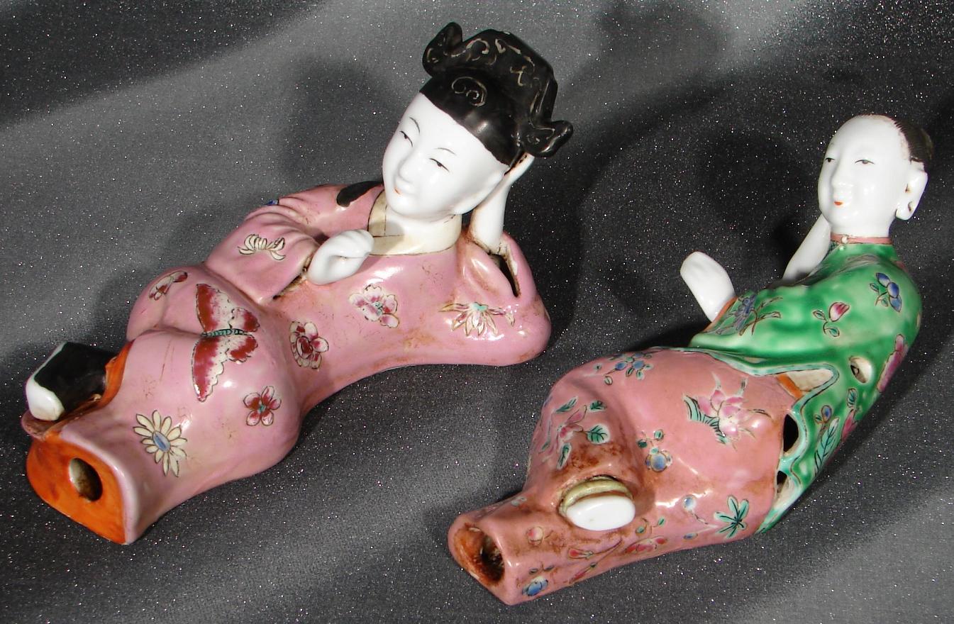 Chinese_Couple-Wall_Pocket_Flower_Frogs-rs.jpg