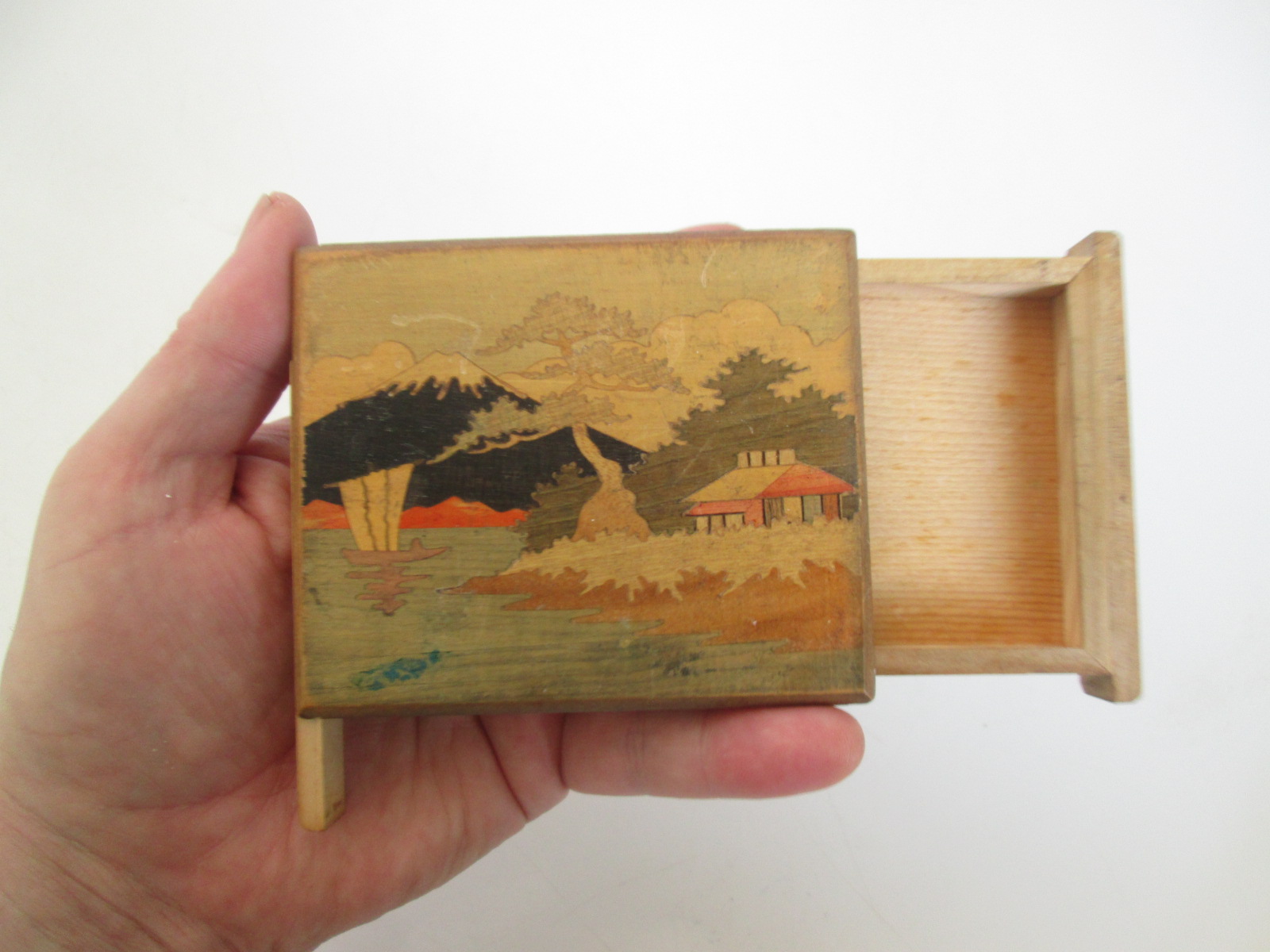 Japanese cigarette case | Antiques Board