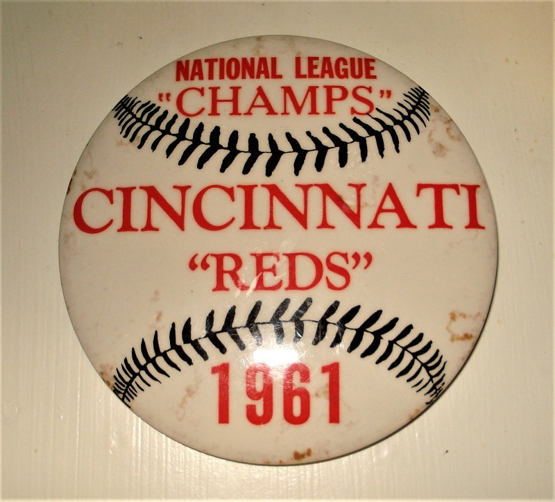Cincinnati Reds Pinback 1961.jpg