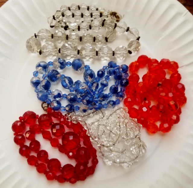 Clamtown Bead lot (640x621).jpg