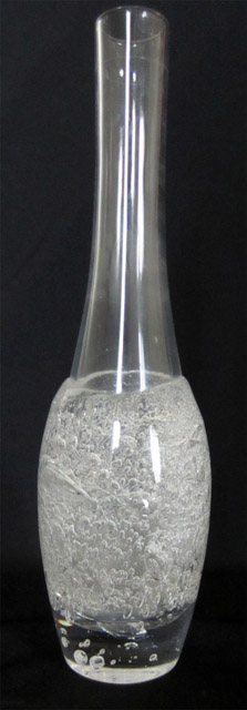 Clear Glass Vase bubble base1 640.jpg
