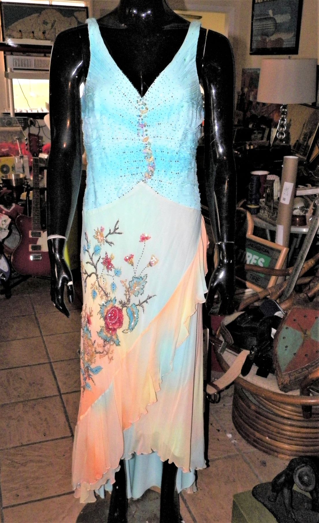 CLOTHES DRESS SILK AND SEQUINS 1AAA.JPG