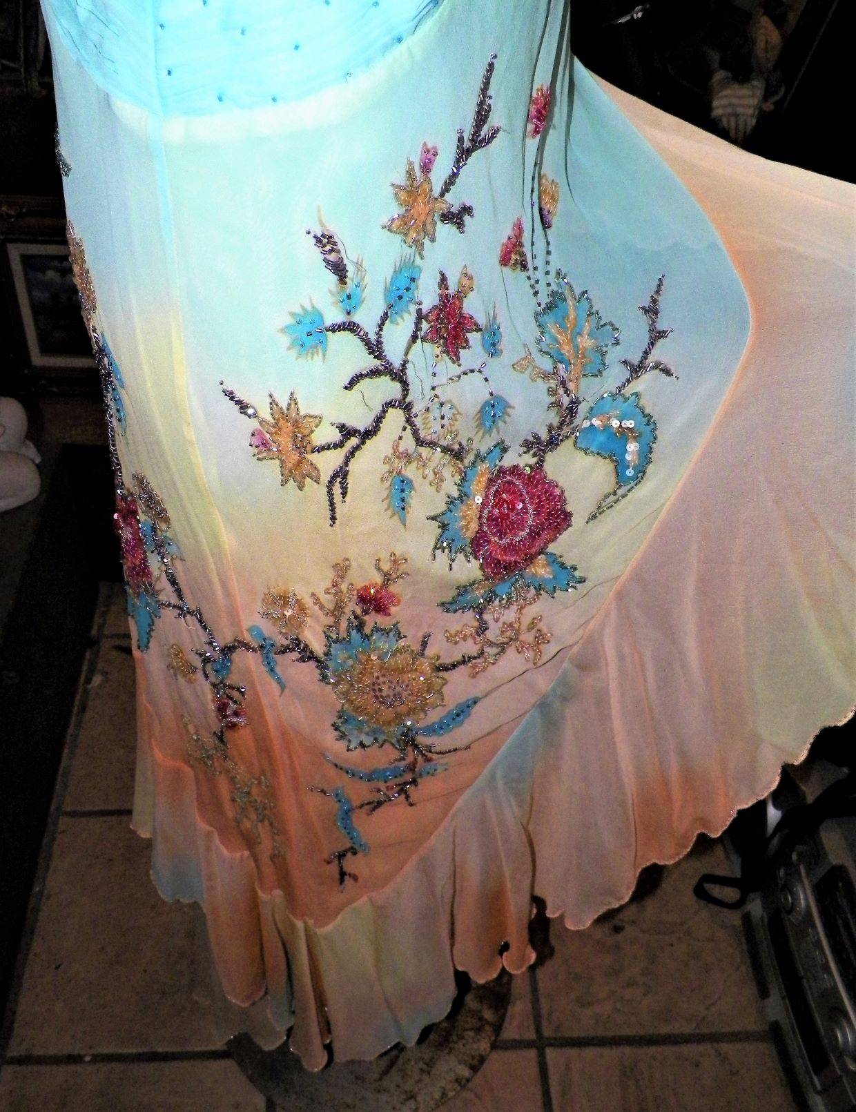 CLOTHES DRESS SILK AND SEQUINS SBAA.JPG