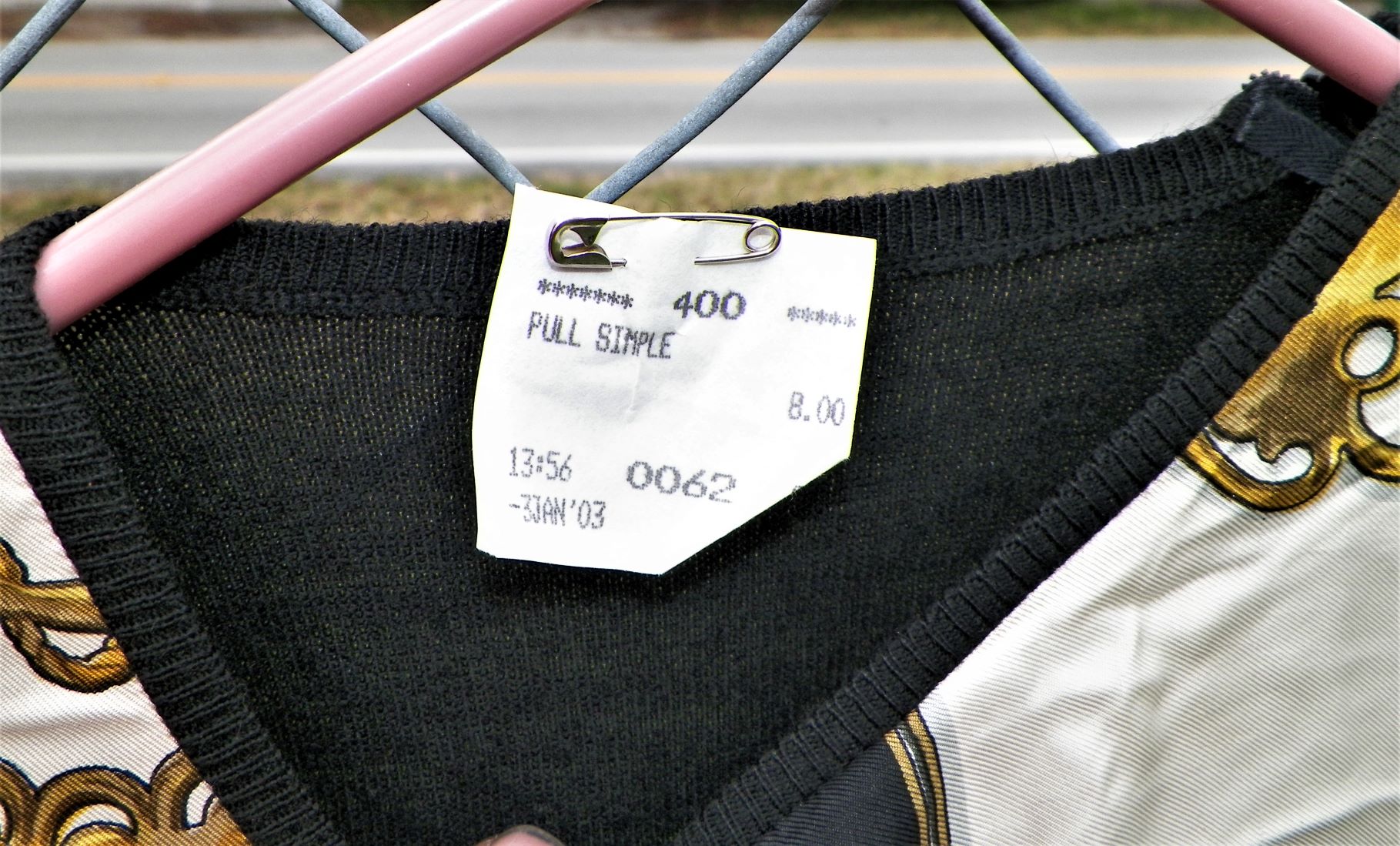 CLOTHES F DE LA PIERRERE 3AA.JPG