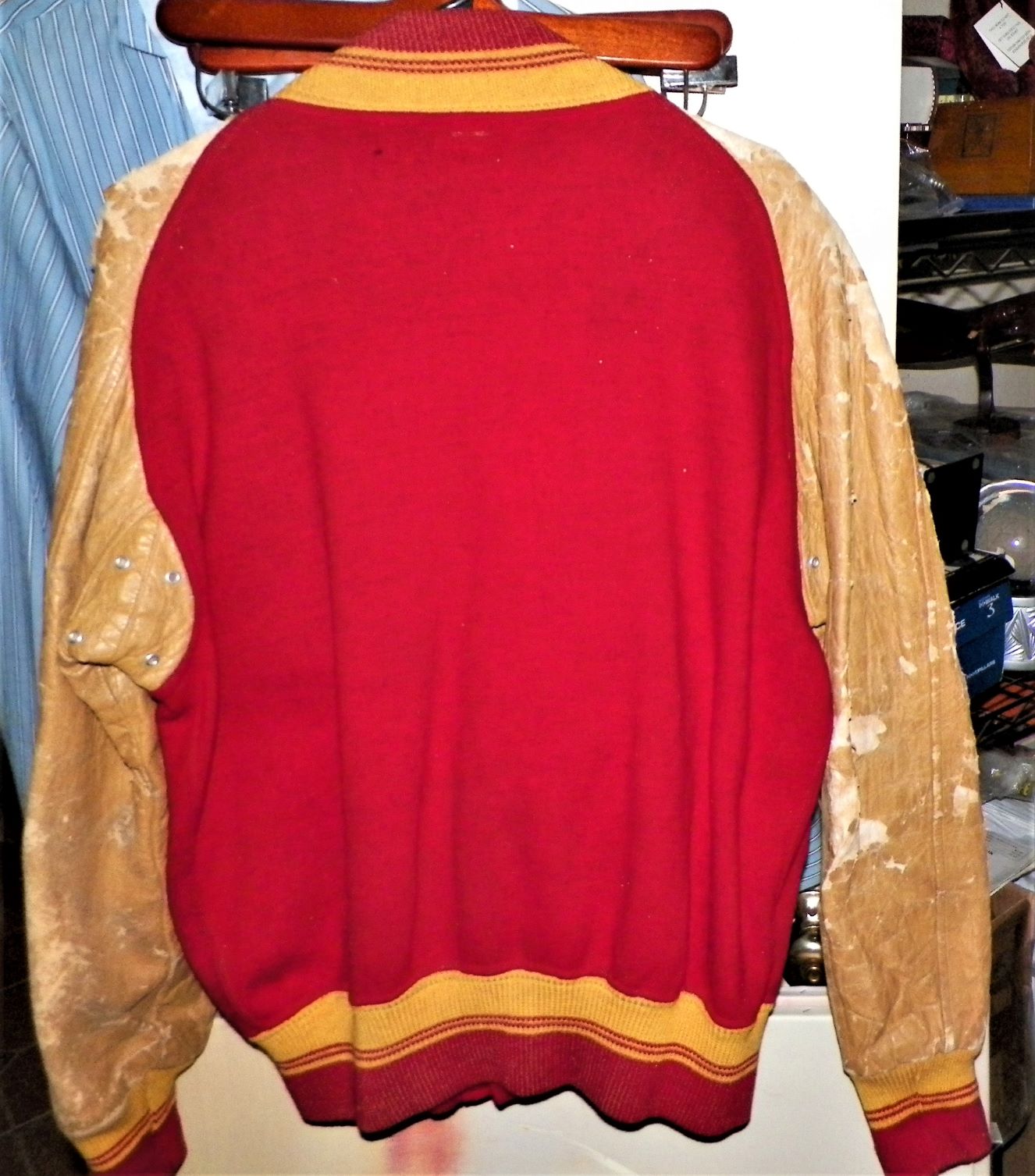 CLOTHES JACKET 1954 MARINES BASKETBALL 4AAZ.JPG