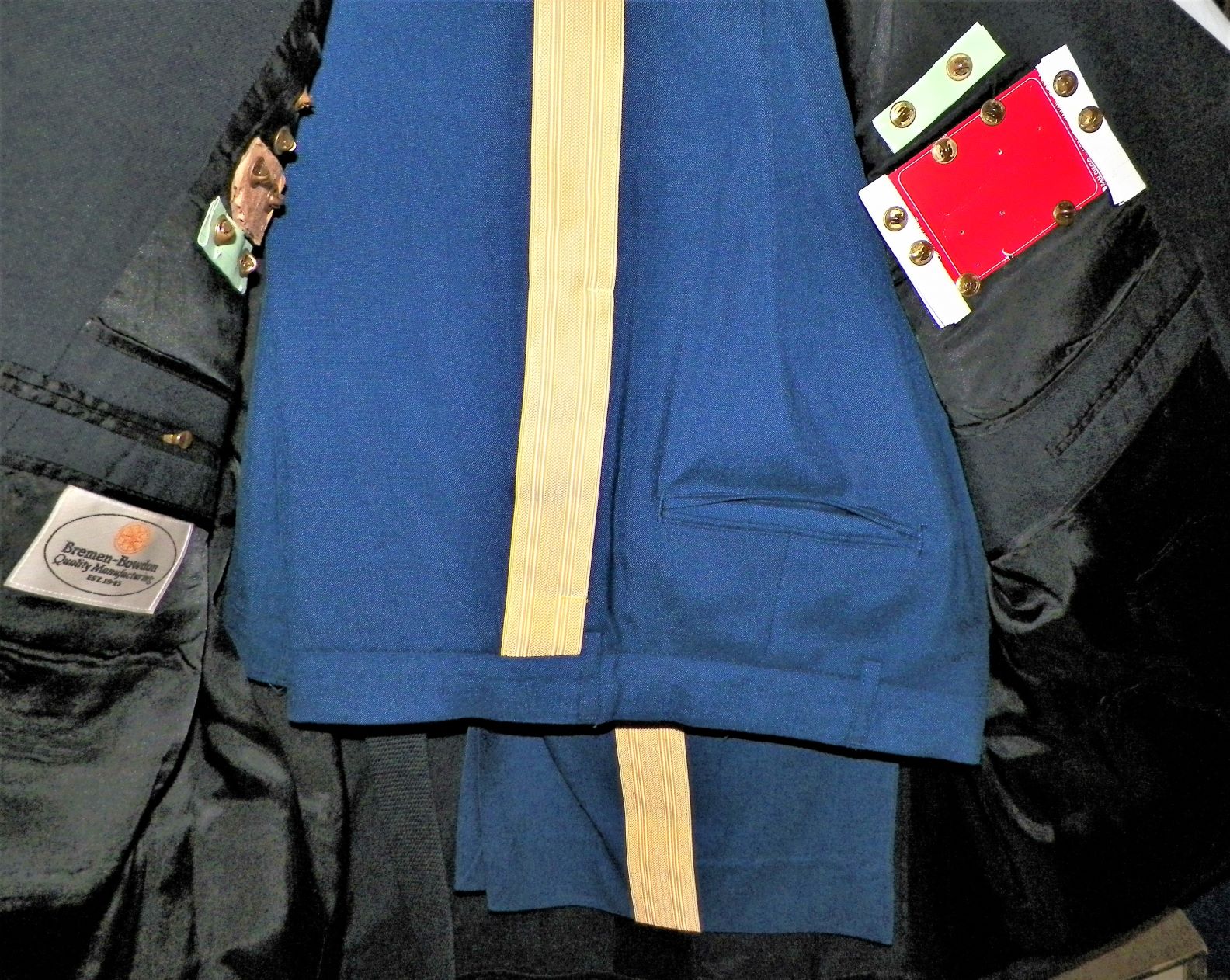 CLOTHES MILITARY DRESS UNIFORM 5AA.JPG