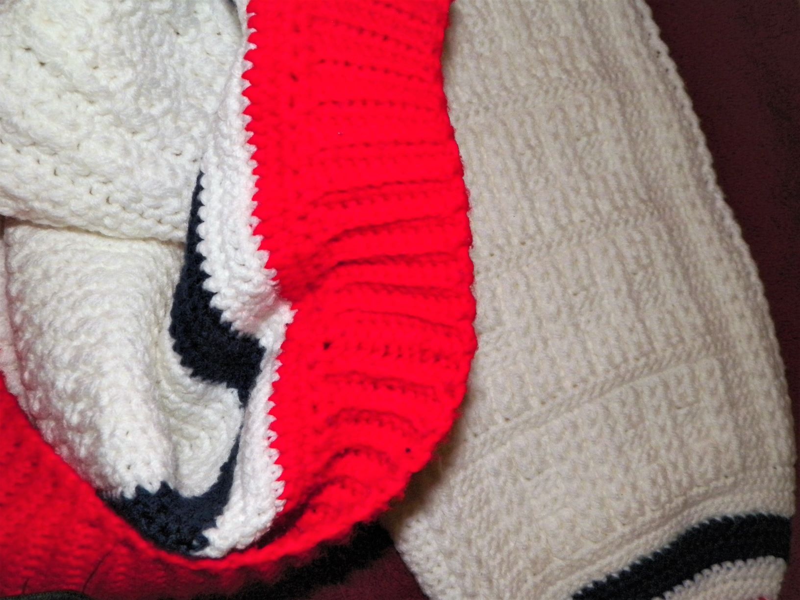 CLOTHES POLO SWEATER 6BAA.JPG