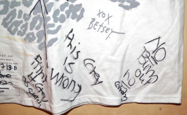 CLOTHES T SHIRT BETSY JOHNSON PROTOTYPE 4AA.JPG