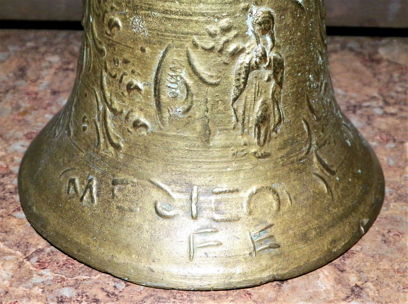 COLLECTIBLE BELL BRASS MEXICO 1AAA.JPG