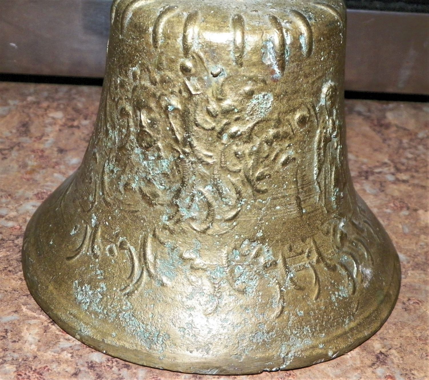 COLLECTIBLE BELL BRASS MEXICO 3AA.JPG