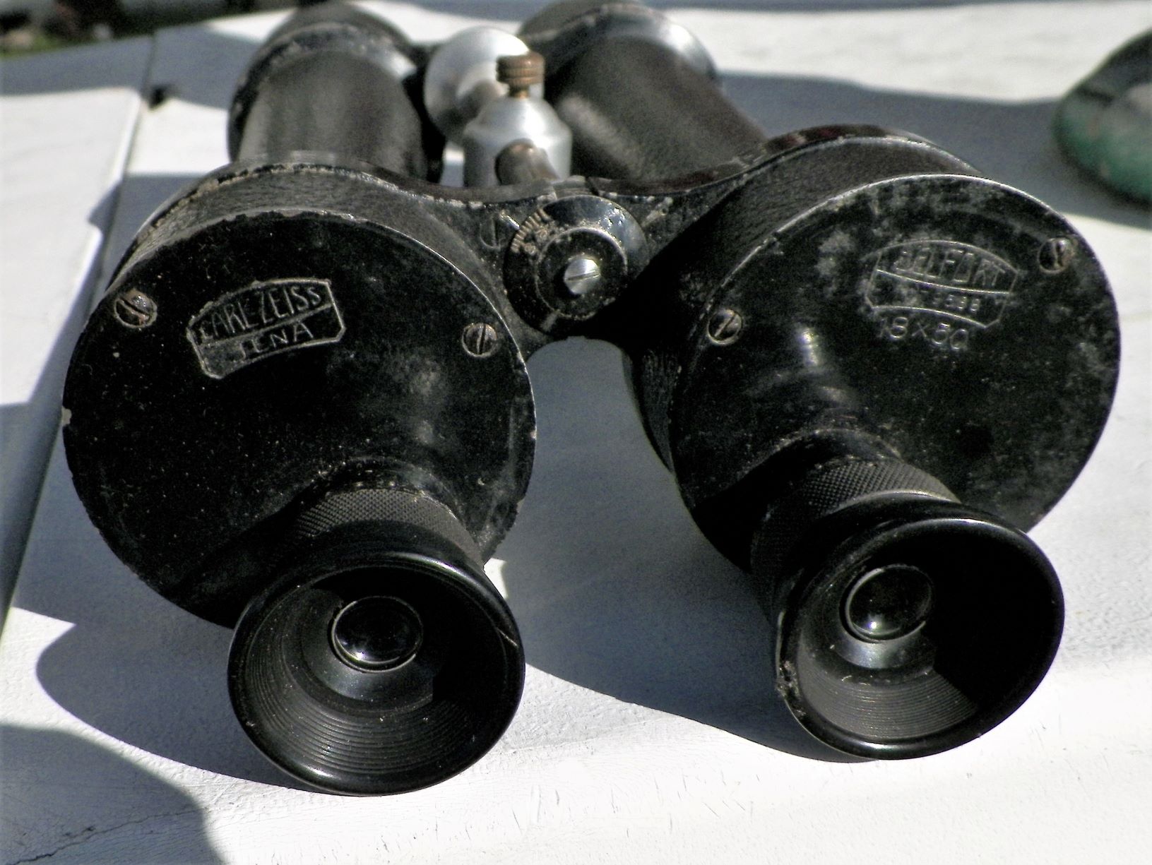COLLECTIBLE BINOCULARS 1919 WWI ZEIS LONG 4AA.JPG
