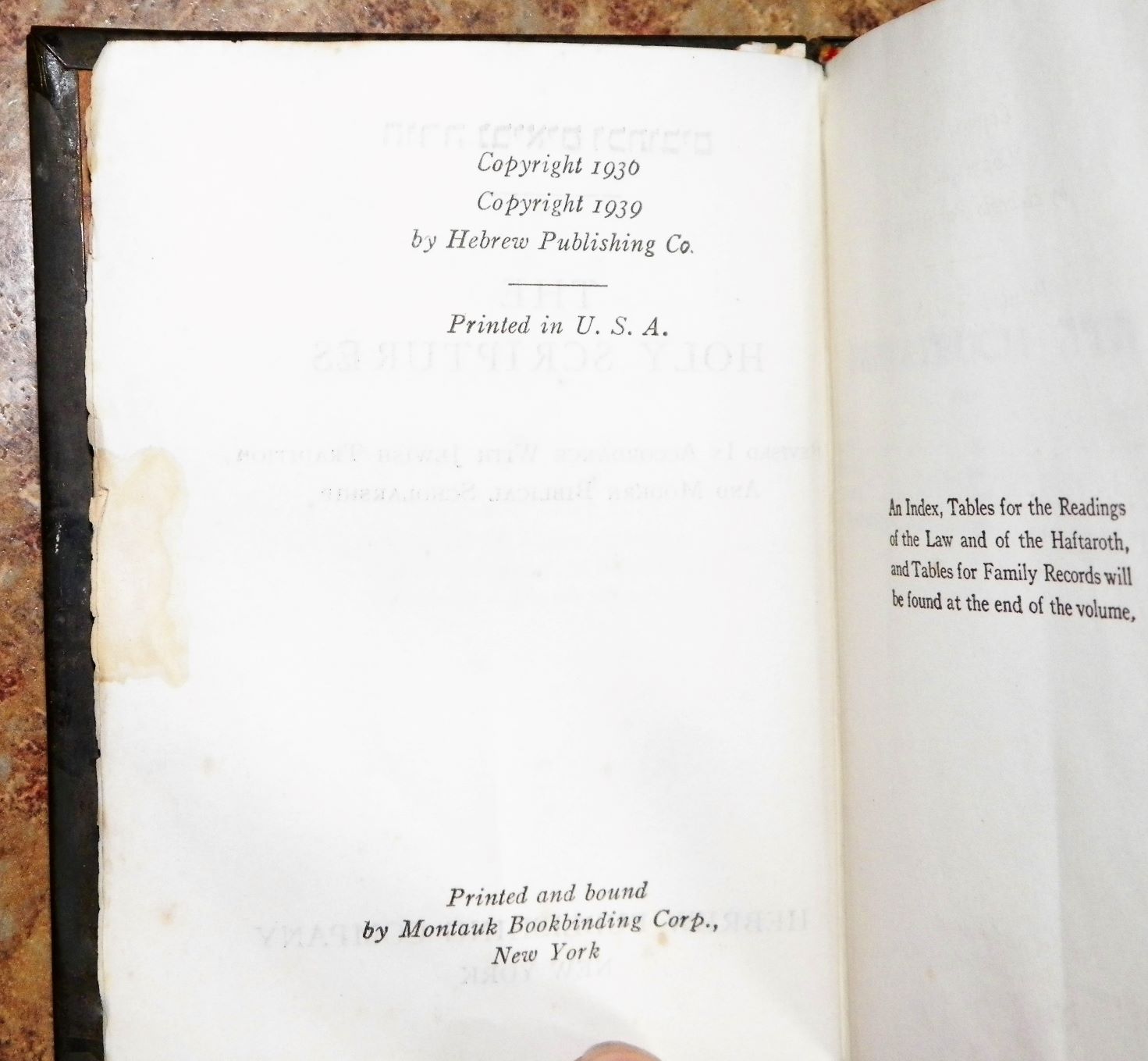 COLLECTIBLE BOOK BIBLES & TORAHS BIBLE METAL COVER 4AA.jpg