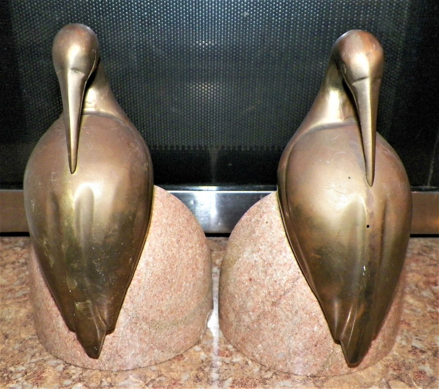 COLLECTIBLE BOOKENDS BIRD BRONZE CRANE ON STONE 3AA.JPG