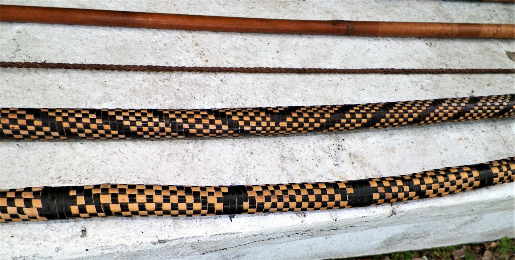 COLLECTIBLE BOW AND ARROWS BRAZIL 2AA.JPG