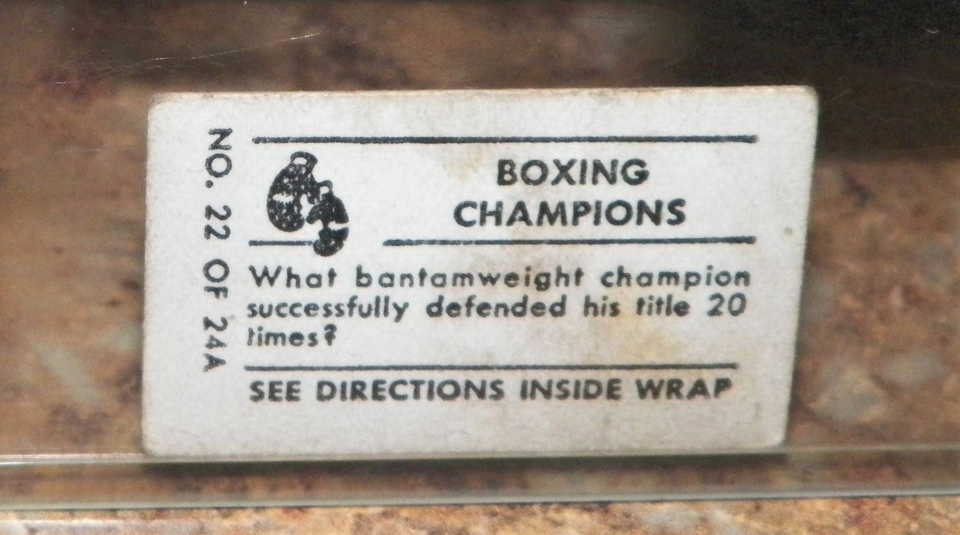 COLLECTIBLE CARDS BOXING MANUEL LOPEZ TOBACCO CARD 2AA.JPG