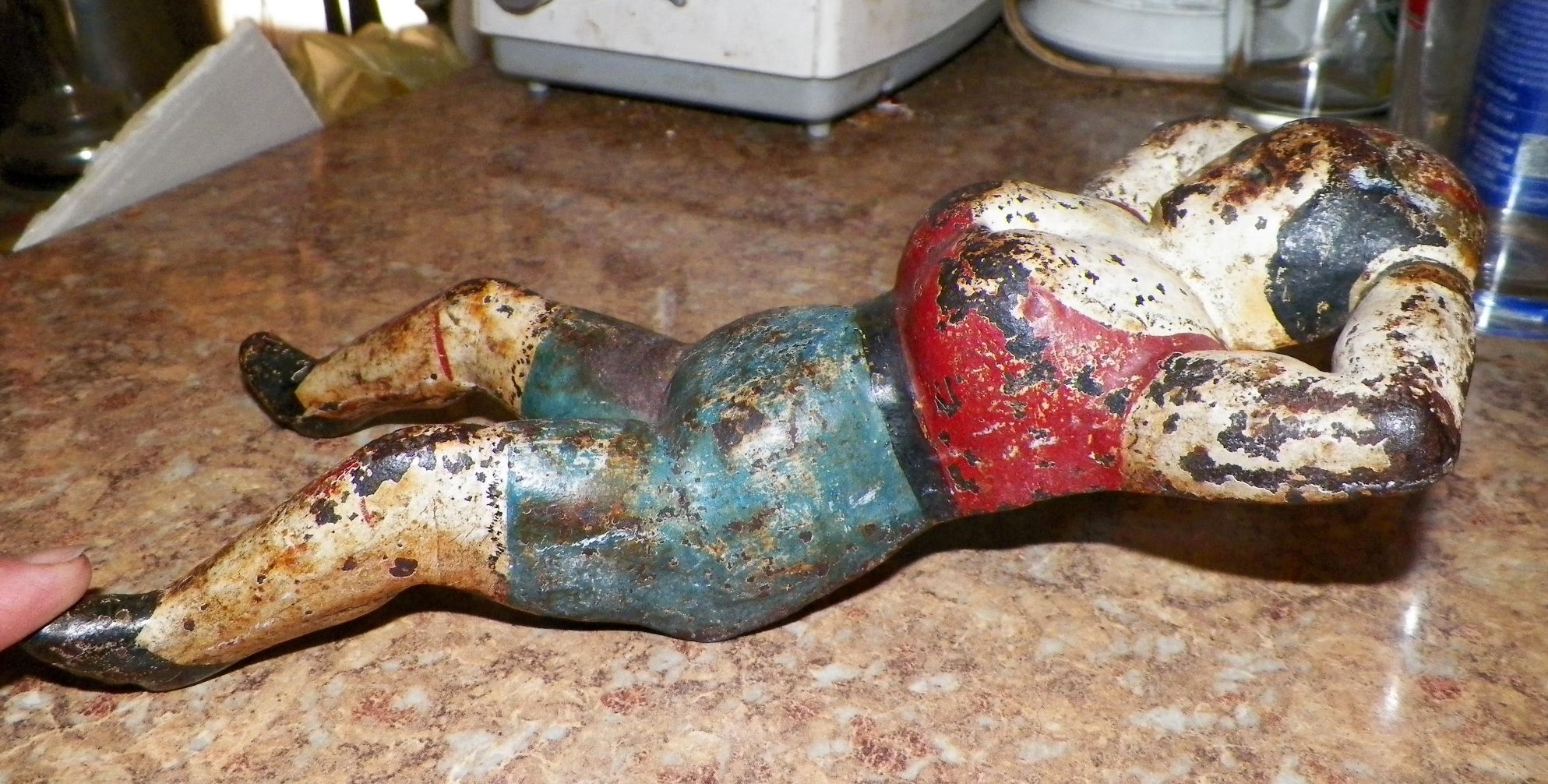 COLLECTIBLE CAST IRON MUSCLE WOMAN DOOR STOP 5AA.JPG