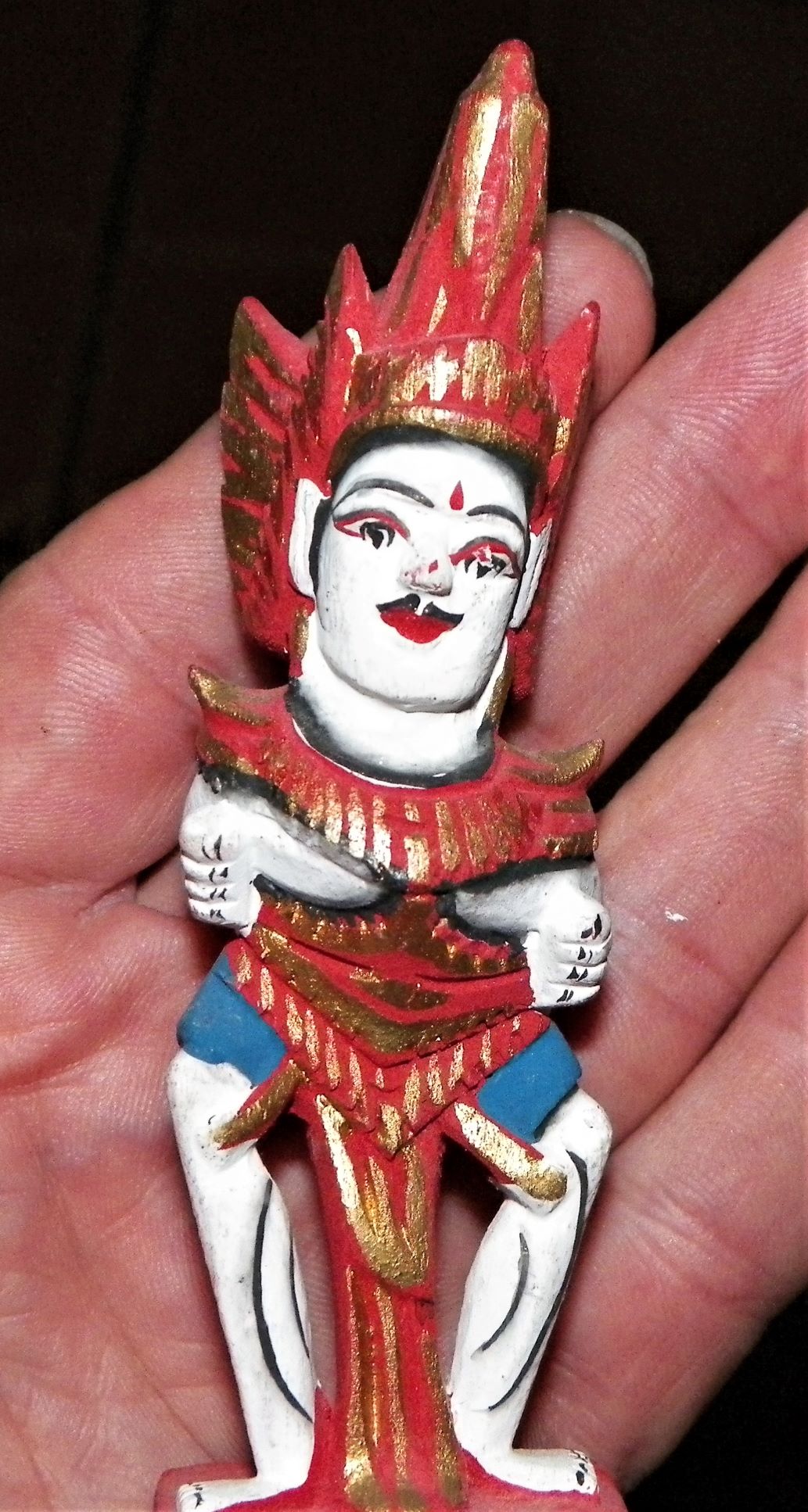 COLLECTIBLE CHESS PIECES THAILAND 6AA.JPG