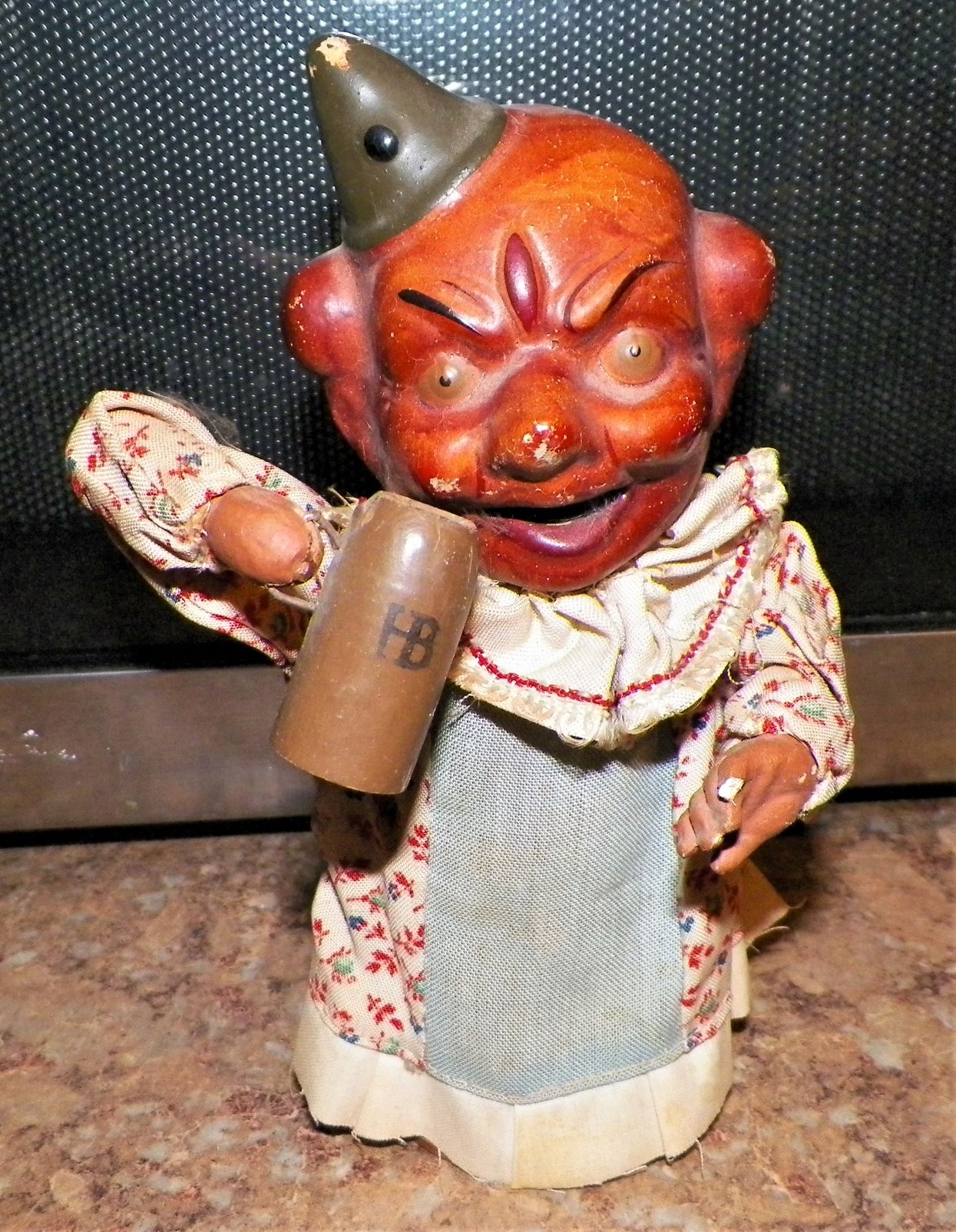 COLLECTIBLE DEVIL DRUNK PAPER MACHE 1AA.JPG