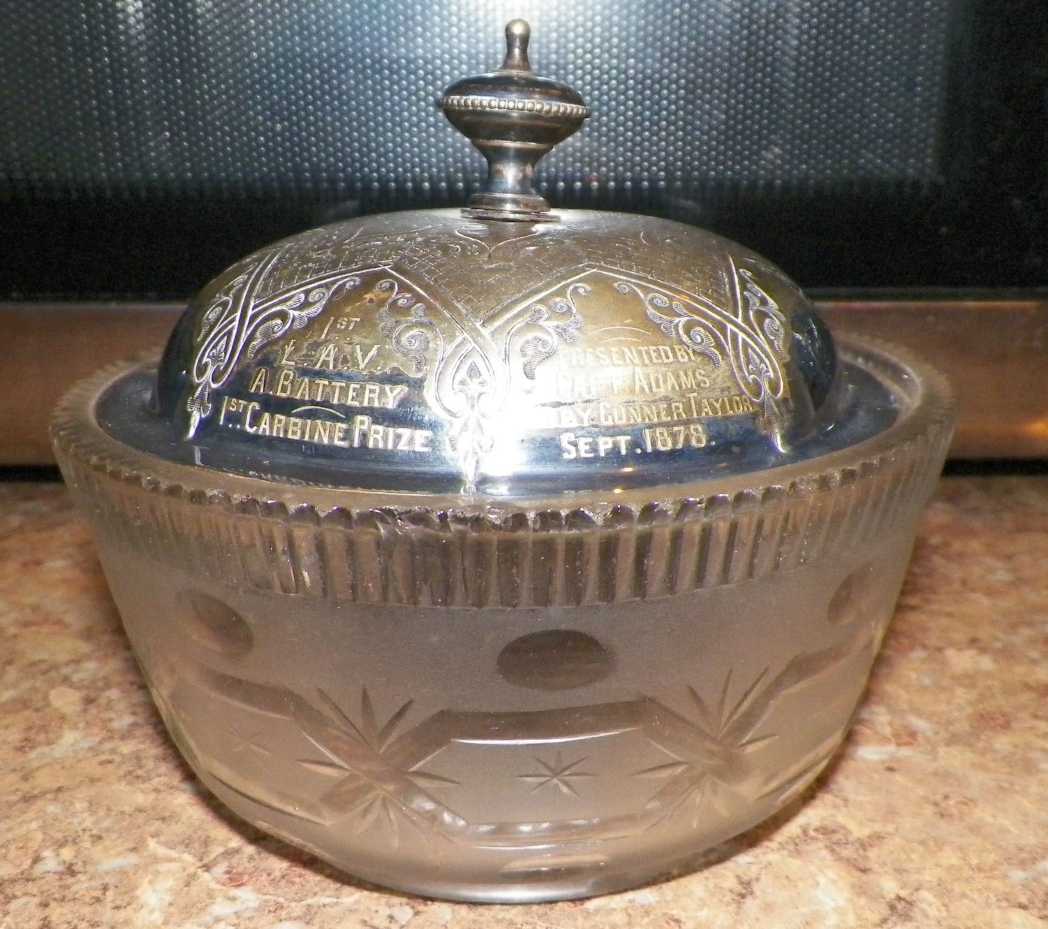 COLLECTIBLE GLASS AND SILVER ARMY NAVY 1ST PLACE TOP 1AA.JPG