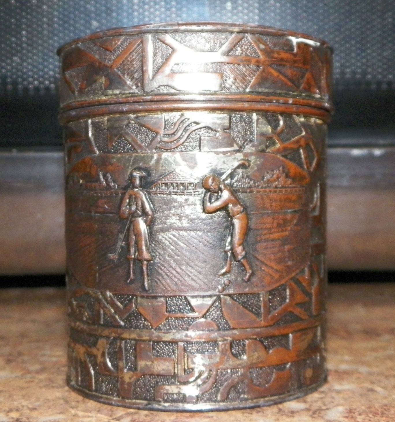 COLLECTIBLE GOLF CAN 3AA.JPG
