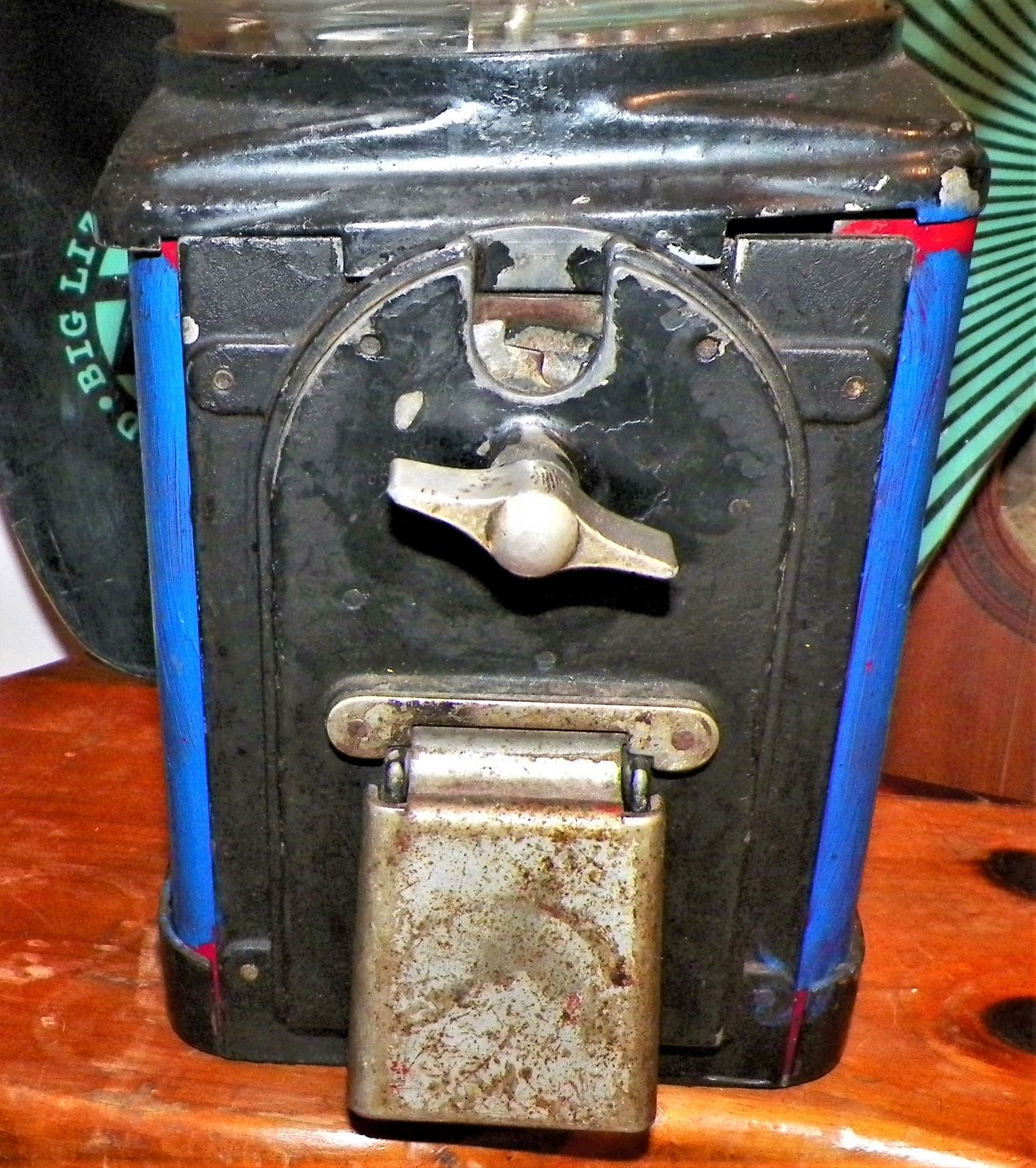 COLLECTIBLE GUM BALL MACHINE PENNY GUMBALL 2AA.JPG