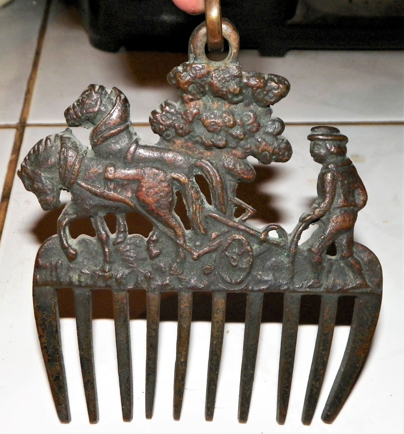 WHAT ARE THESE? ANTIQUE HORSE COMBS? Antiques Board