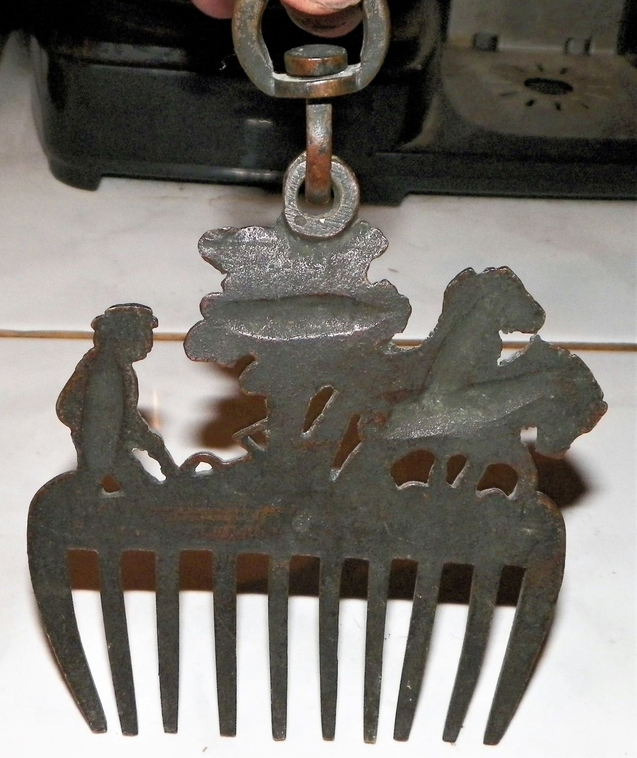 WHAT ARE THESE? ANTIQUE HORSE COMBS? Antiques Board