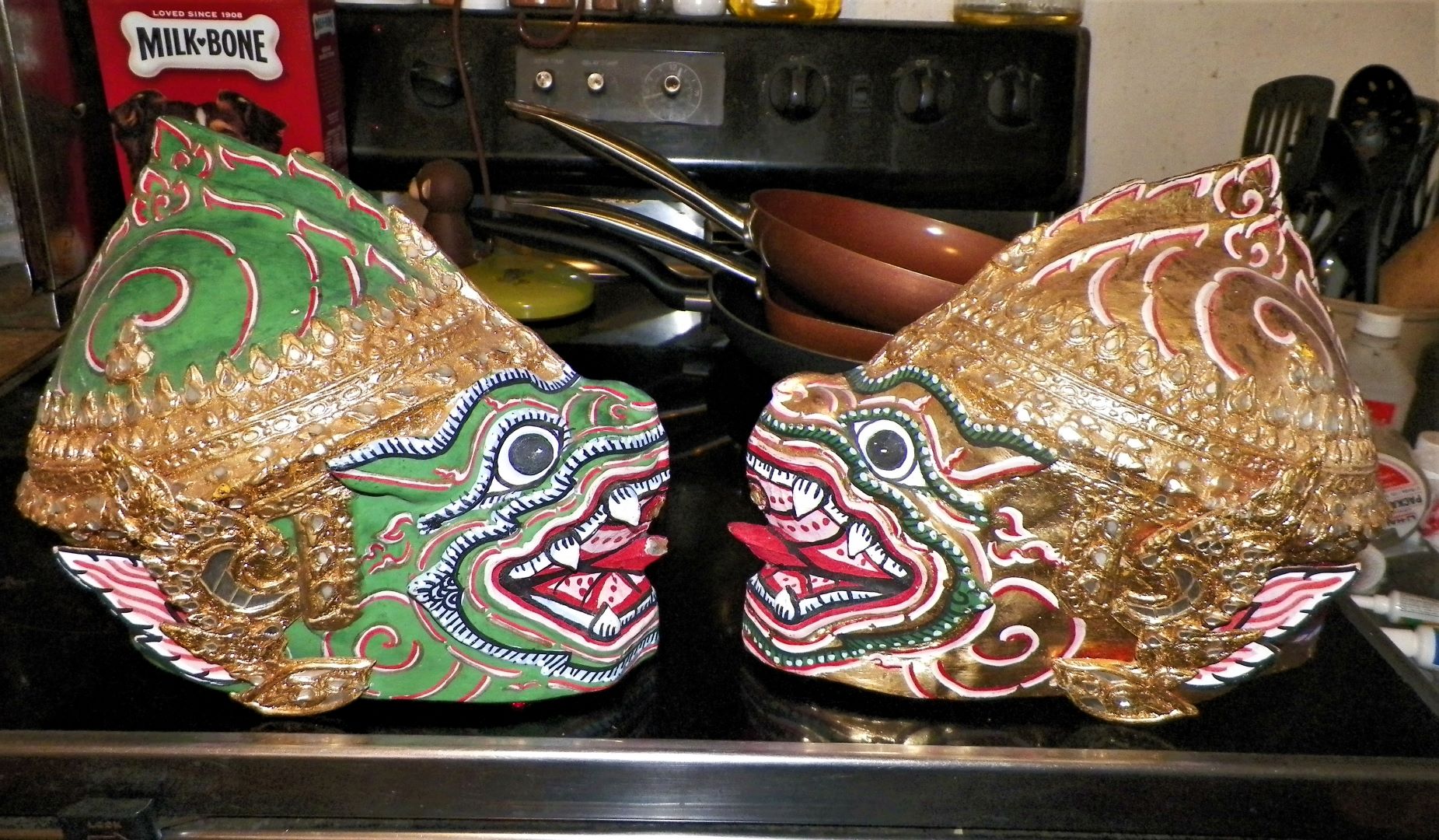 COLLECTIBLE MASK TIBETAN 1AA.JPG