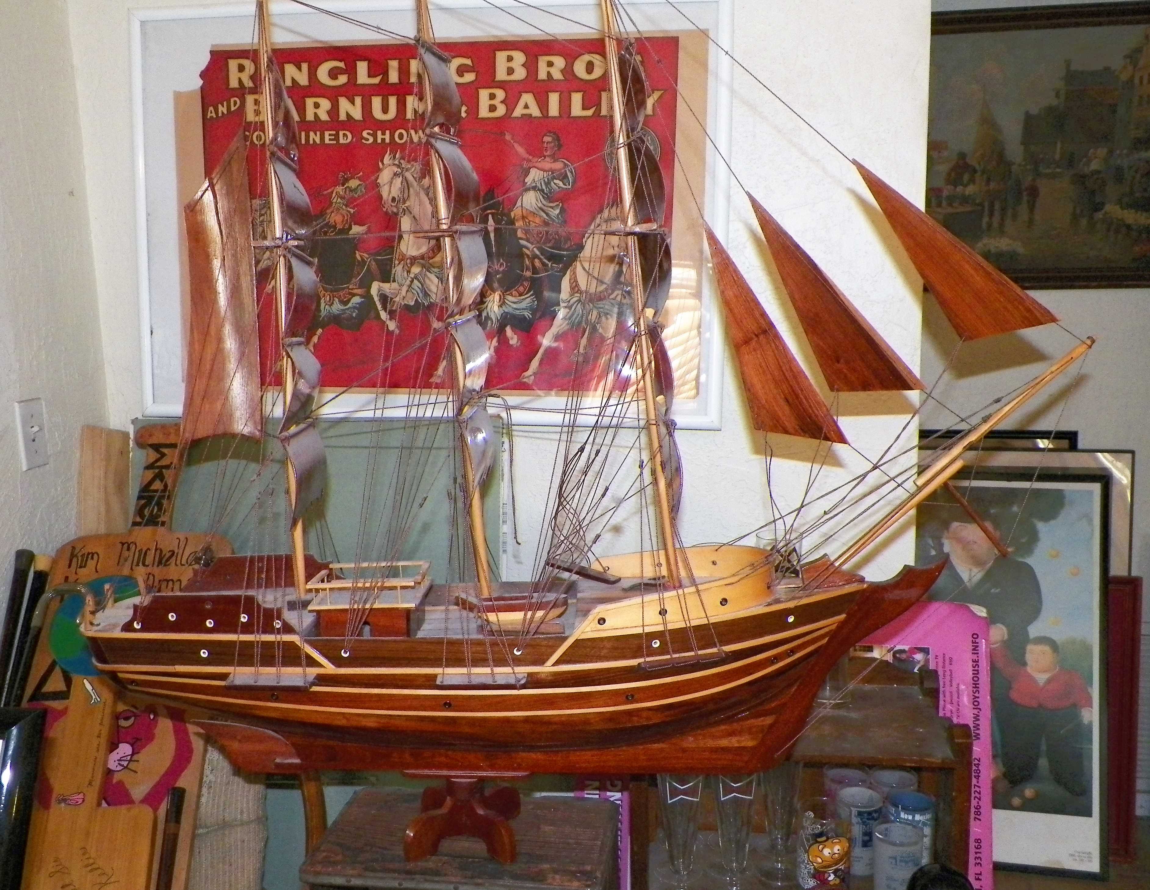 COLLECTIBLE MODEL SHIP WOOD 1AA.JPG