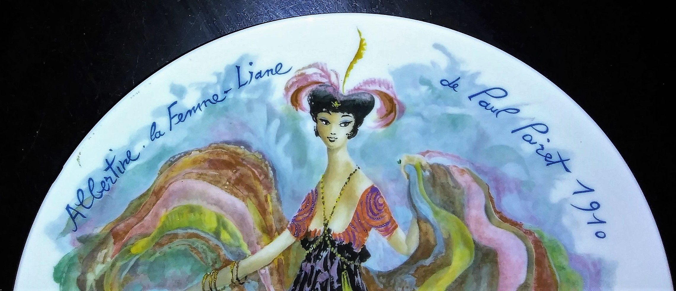 COLLECTIBLE PLATE LIMOGE 2AA.jpg