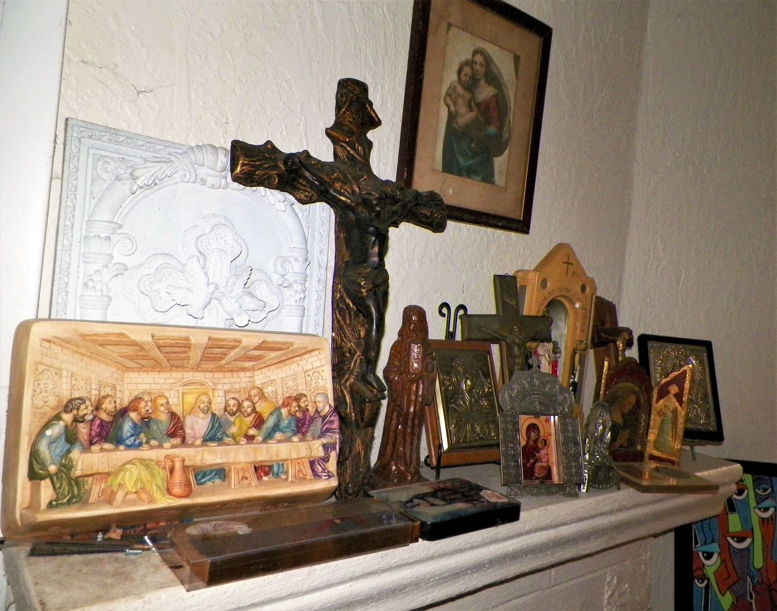 COLLECTIBLE RELIGOUS A GROUP 1A_AA.JPG