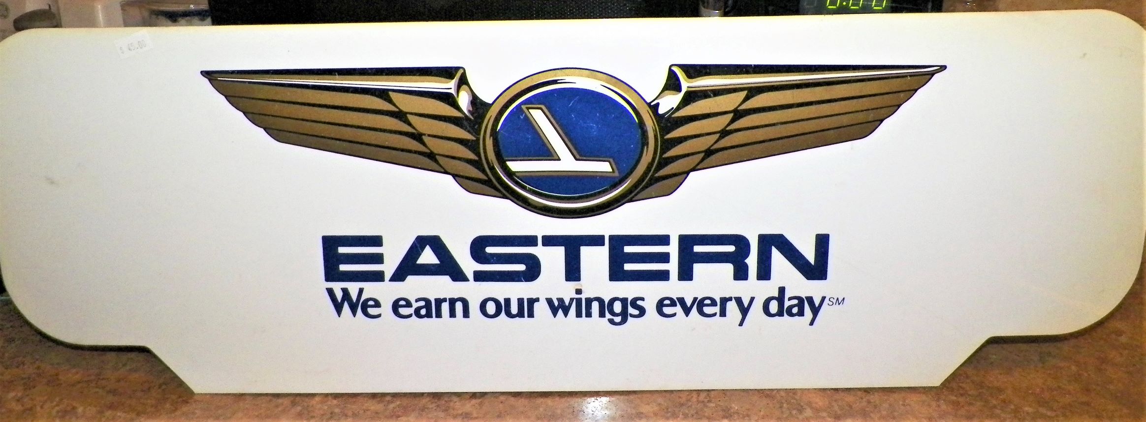 COLLECTIBLE SIGN EASTERN AIRLINES 1AA.JPG