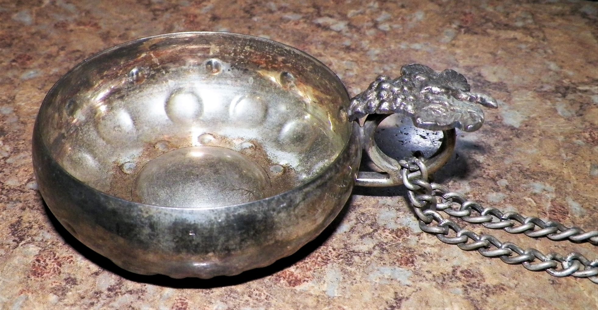 COLLECTIBLE SPITTOON MINI 3AA.JPG