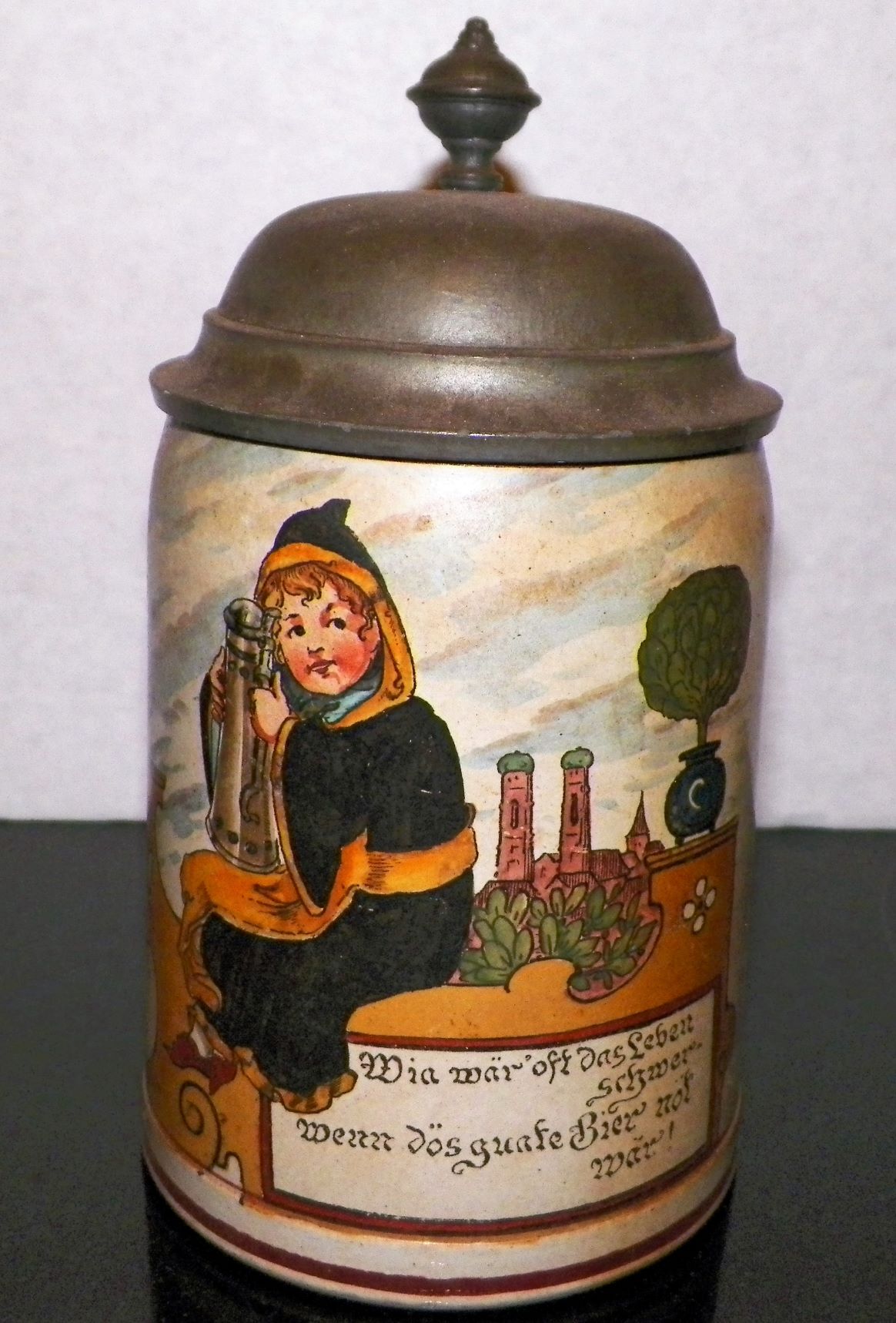 collectible stein BEER STEIN SMALL 1AA.JPG